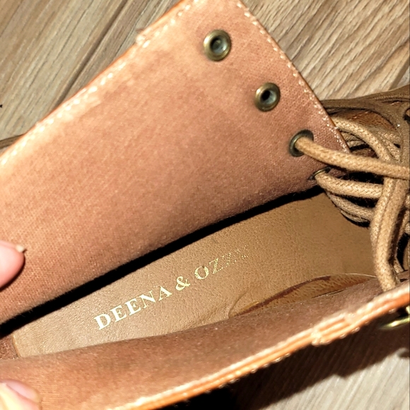 Chunky open toe boots. Size 8.5 - Picture 4 of 4